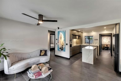 530 NW 39th St unit 1, Oakland Park, FL 33309 - photo 2