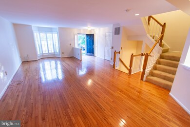 11970 Thurloe Dr, Lutherville Timonium, MD 21093 - photo 3