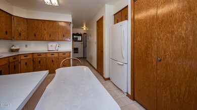 305 (24)