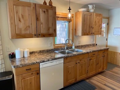The beautiful newly remodeled kitchen...