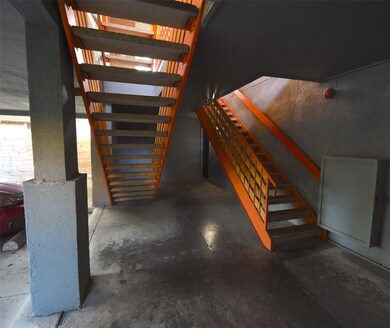 5905 Lewis St unit 203, Dallas, TX 75206 - photo 3