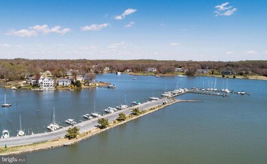 403 Holly Dr, Annapolis, MD 21403 - photo 2