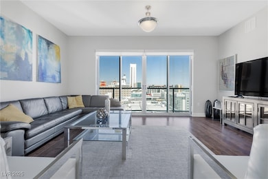 The Ogden unit 1506, Las Vegas, NV 89101 - photo 3