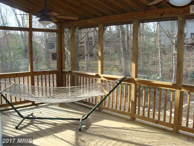 10518 Arrowood St, Fairfax, VA 22032 - photo 7