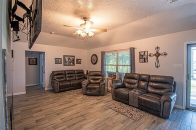 6422 County Road 390, Alvin, TX 77511 - photo 6