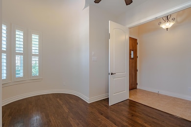 108 Rivalto Cir unit 5, Lakeway, TX 78734 - photo 4