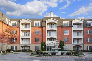 402 Regency Place unit 402, Woodbridge, NJ 07095 - photo 2