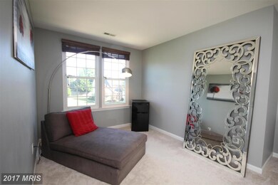 11236 Minstrel Tune Dr, Germantown, MD 20876 - photo 4