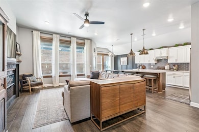 13259 Sawtooth Oak Rd, Choctaw, OK 73020 - photo 3