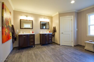 Over 250 sf of NEW MBA + Walk-in Closet