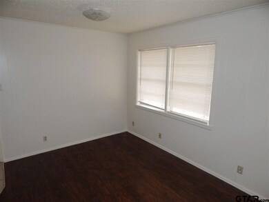 328 328 Dartmouth, Tyler, TX 75701 - photo 4