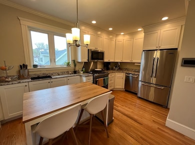 21 Atwood Square unit 3, Jamaica Plain, MA 02130 - photo 4