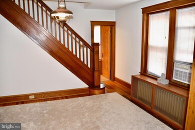 336 Madison St, Reading, PA 19607 - photo 5