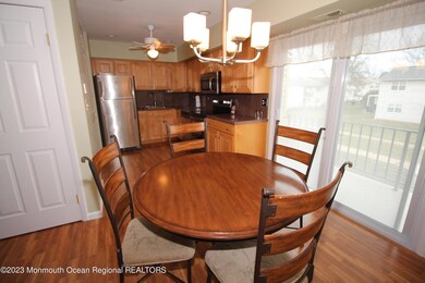 Maine kitchen dining