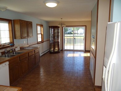 open floor plan with new quality...