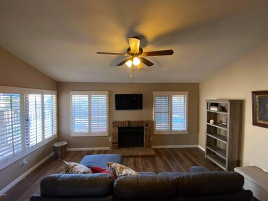 Living room 2