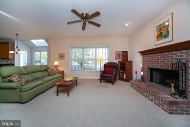 4145 Herbst Dr, Doylestown, PA 18902 - photo 5