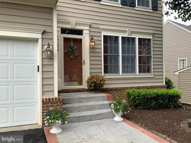 17634 Hampstead Ridge Ct, Dumfries, VA 22026 - photo 2