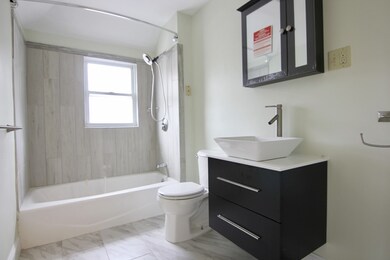 989 Boylston St unit 989, Newton, MA 02461 - photo 5