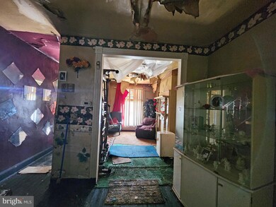 1600 Cliftview Ave, Baltimore, MD 21213 - photo 7