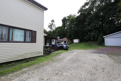 314 Railroad Ave, Scranton, PA 18505 - photo 5