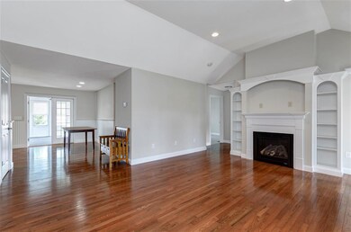 3 Elystan Cir unit 33, Nashua, NH 03064 - photo 6