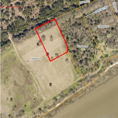 lot 13 the point pic-001