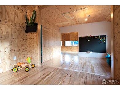 Office/ Den space