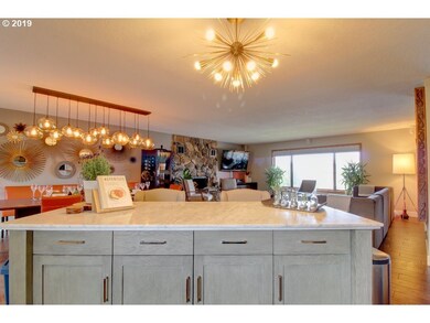 1422 E 21st St, the Dalles, OR 97058 - photo 7