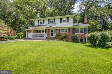 9113 Hamilton Dr, Fairfax, VA 22031 - photo 2