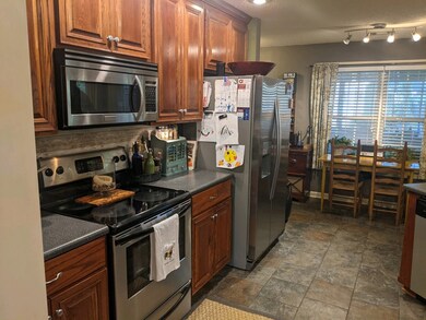 909 42nd St E, Tifton, GA 31794 - photo 7