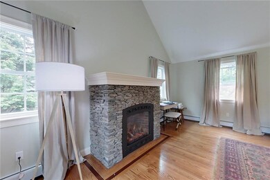 403 Valley Rd, Middletown, RI 02842 - photo 5