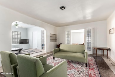 2209 N 12th Ave, Phoenix, AZ 85007 - photo 4