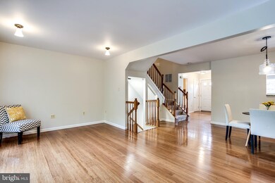 8012 Brightfield Rd, Ellicott City, MD 21043 - photo 2