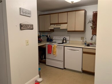 37 Alice Dr unit 82, Concord, NH 03303 - photo 7