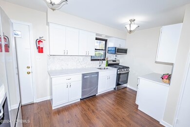 301 Spring St unit 11, Red Bank, NJ 07701 - photo 6