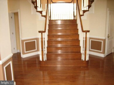 25309 Fairbanks Place, Chantilly, VA 20152 - photo 2