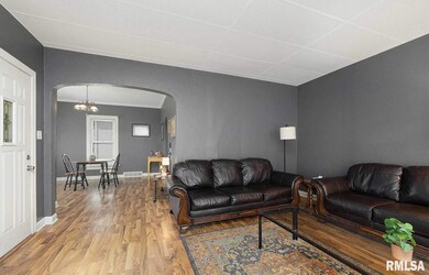 2415 Tremont Ave, Davenport, IA 52803 - photo 3