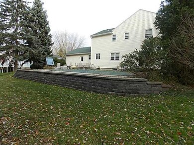 Exterior Back