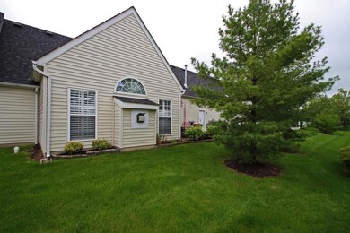 8705 Lazelle Commons (5)