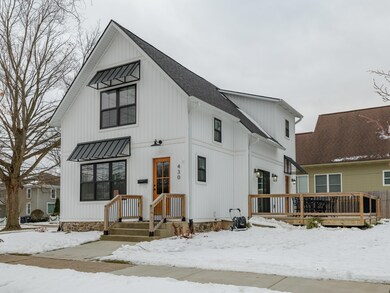 430 South Haven St-101