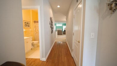 6077 McNaughten Grove Ln, Columbus, OH 43213 - photo 4