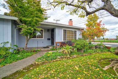 10361 Daniel Way, Rancho Cordova, CA 95670 - photo 6