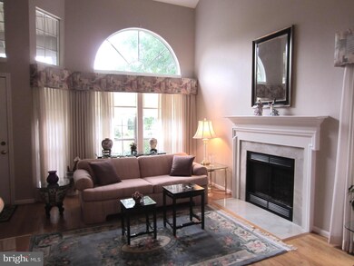 1613 Nordic Hill Cir, Silver Spring, MD 20906 - photo 4