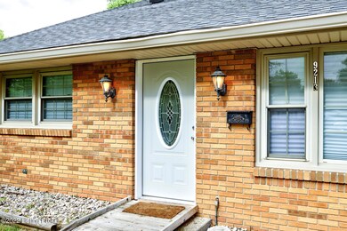 GSP-9213_Pensive_Ln-3