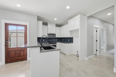 1311 S 5th Ave unit 1311, Denison, TX 75021 - photo 5