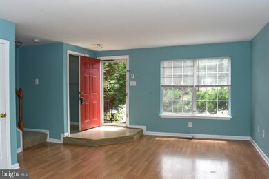 306 Moseby Ct, Manassas Park, VA 20111 - photo 3