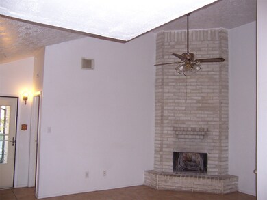 11005 Tobasa Ct, Houston, TX 77086 - photo 5