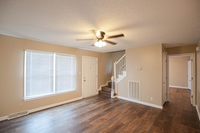 187 Old Farmers Rd, Clarksville, TN 37043 - photo 2