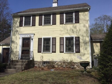 30 Saxon Rd, Worcester, MA 01602 - photo 2